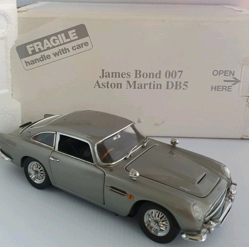 Danbury mint aston martin - aston,
