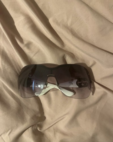 Gucci women sunglasses with - sunglasses,