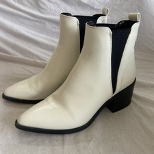 Schuh Womens Boots White Size 5 Black Block Heel Chelsea