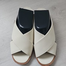 Tommy Hilfiger Womens Flat