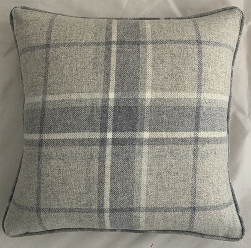 Inch cushion cover - , in
