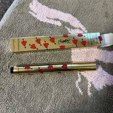 Yves Saint Laurent Touche