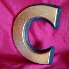 VINTAGE BRASS COLOURED PUB OR SHOP LETTER  SIGN.....LETTER 'C'