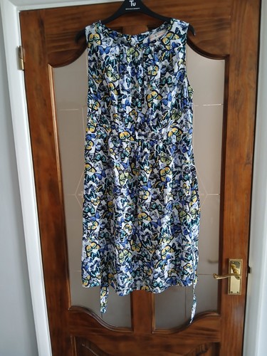 Billie and blossom dress size - and,