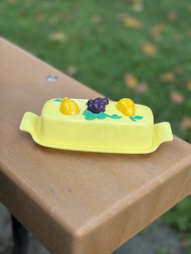 Vintage yellow melamine - yellow, butter
