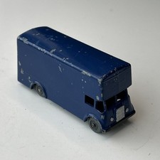 LESNEY MATCHBOX Guy Pickfords