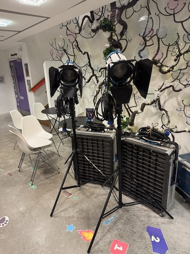 Arri 1000w fresnel film - arri,