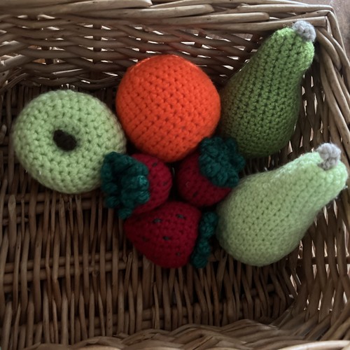 Hand knitted fruit - 7, items