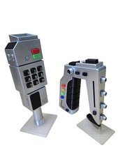 Space 1999 Set: Stun Gun &