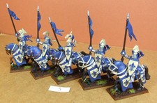 Warhammer Mounted Bretonnian Knights x5 - plastic - painted- Lot BW5 (BU)