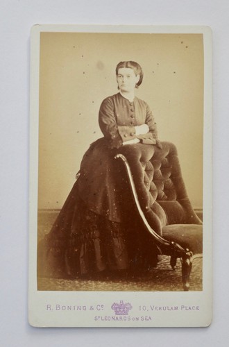 Cdv lady behind - cdv, of