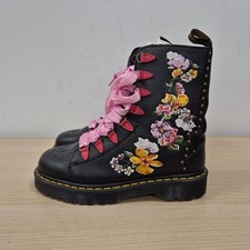 Dr Martens 1490 Nyberg Studded