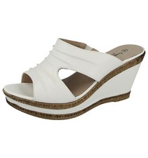 Ladies Cushion Walk Faux