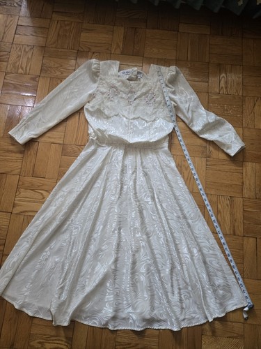 Vintage nilani ivory floral - nilani,