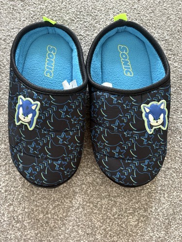 Boys sonic slip slippers - on,