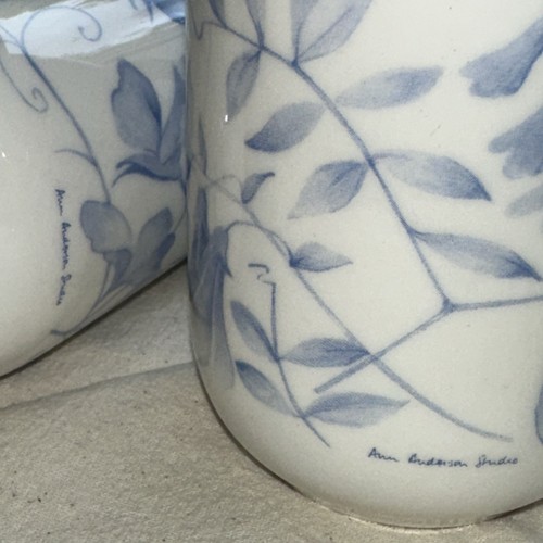 Pair rose england bone - pair, of