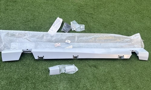 Ford fiesta side skirt with - side,