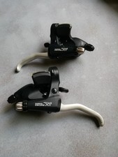 Pair Shimano Deore XT ST-M737