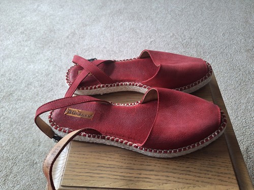 Naturalista deep red - el,