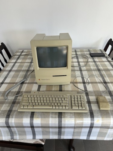 Apple macintosh classic - ii,