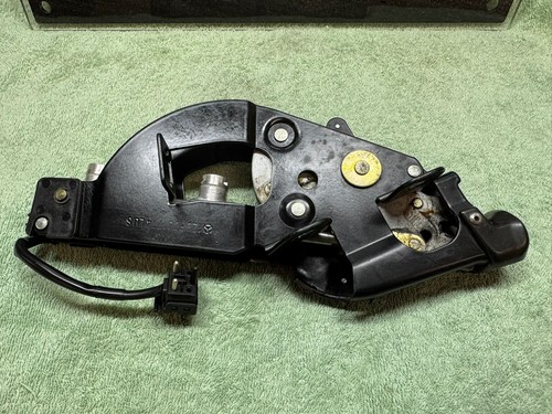 Mercedes r129 soft top - sl, lock