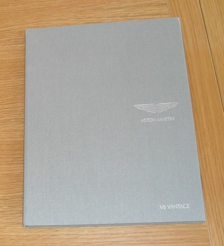 Aston martin vantage - martin,