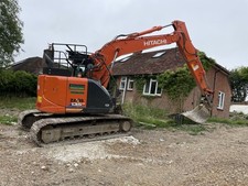 2017 Hitachi ZX135US-6