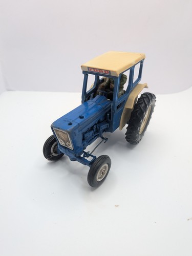 Vintage britains toys - britains,