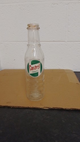Vintage wakefield castrol - wakefield,