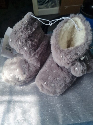 Brand new fluffy grey - new,