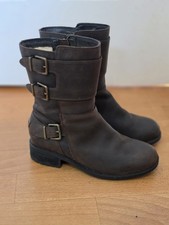 UGG Wilcox Leather Sheepskin