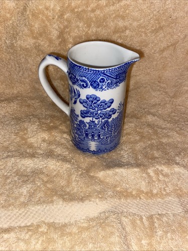 Myott sons willow jug - &,