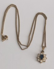 Gold tone delicate necklace