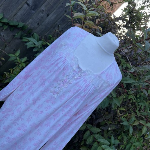 Vintage bhs pink frill - bhs,