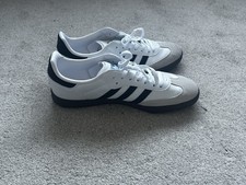 Men’s White Adidas Sambas