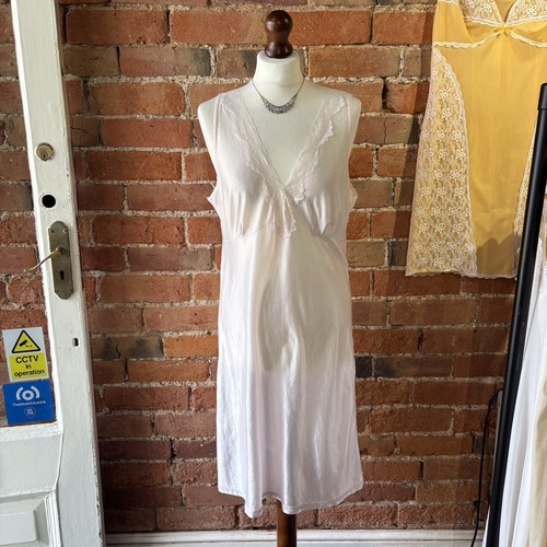 Vintage slip dress petticoat - /,