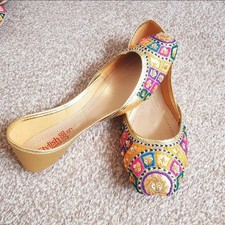 Khussa Jutti Flat Sandals For