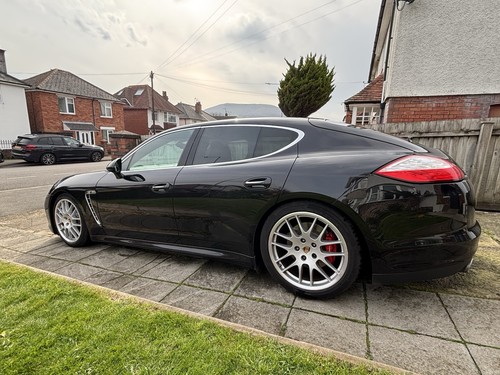 Breaking 2010 porsche - 2010,
