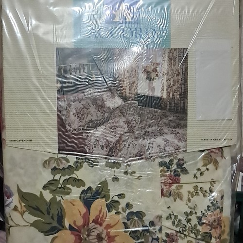 Accord floral frilled quilt - floral,