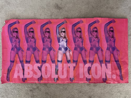 Madonna absolut icon street - absolut,
