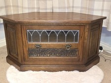 Old Charm TV Stand Leaded