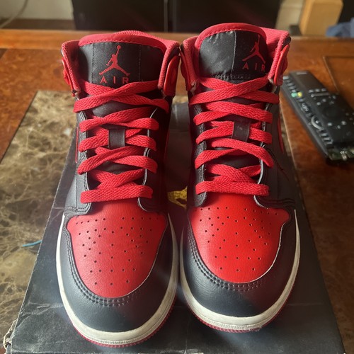 Nike air jordan mid - air, 1
