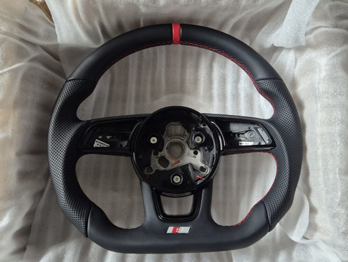 Audi steering wheel line - audi,