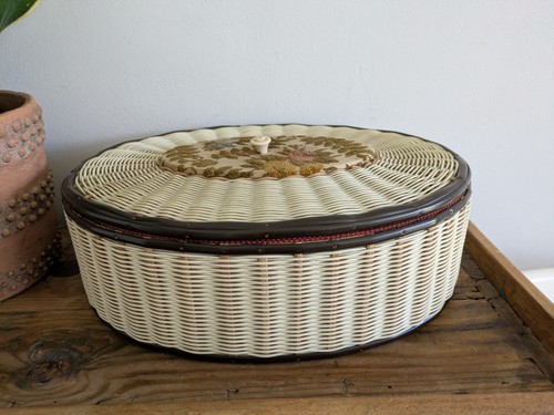 1940s retro vintage - 1940s, rattan