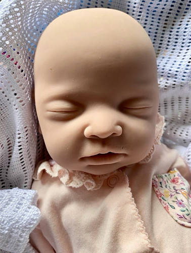 Reborn silicone unbranded doll - reborn,