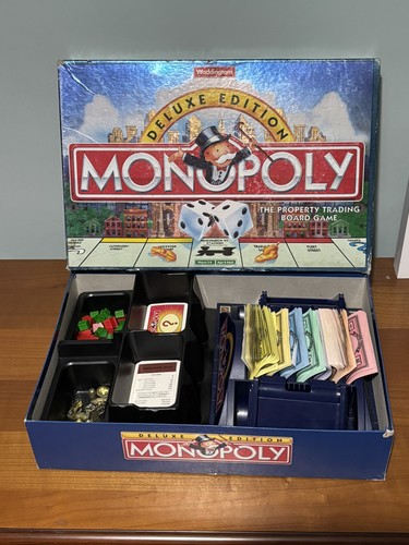 Monopoly deluxe edition board - deluxe,