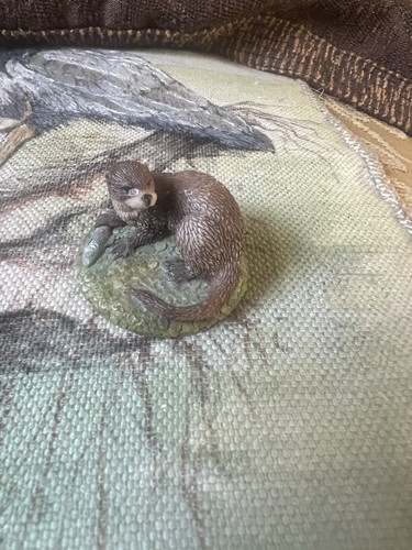 Little otter figurine - otter,