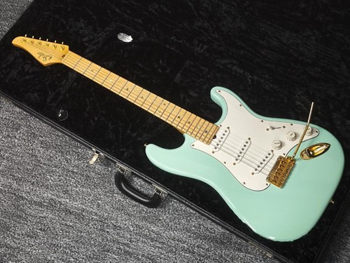 Suhr custom classic reverse - classic,