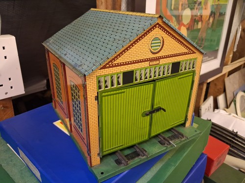 Hornby gauge no1 engine shed - o,