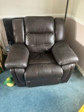 Ultimate Lay Z Boy Electric Recliner Leather Chair